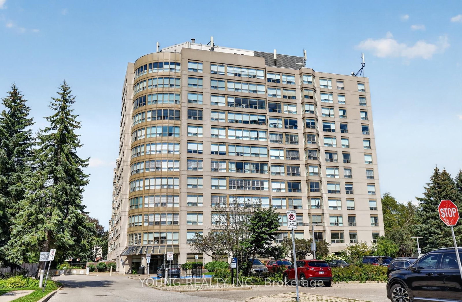 712 ROSSLAND Road E • #203 • Whitby, ON photo 23