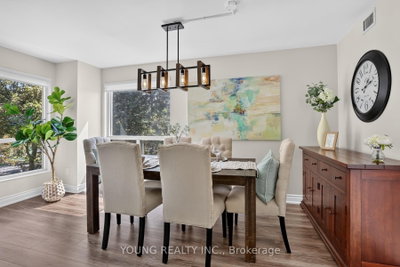 712 ROSSLAND Road E • #203 • Whitby, ON photo 9