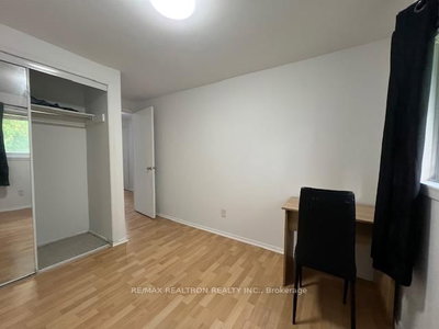 47 Horseley Hill Toronto,ON M1B 1W4 — Photo 12