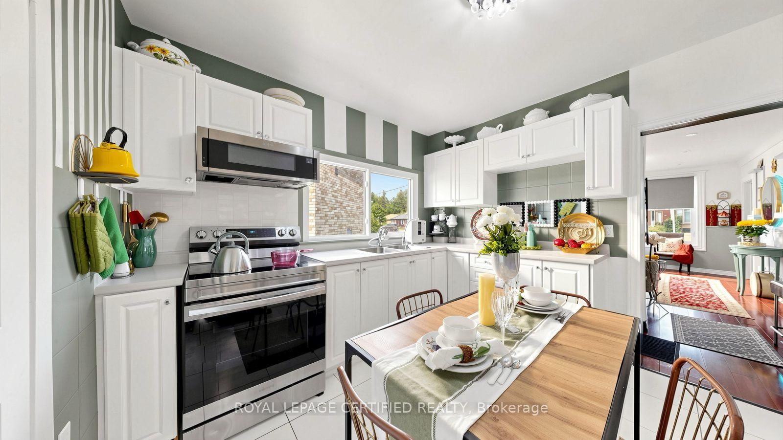 922A Danforth Road • Toronto, ON photo 16