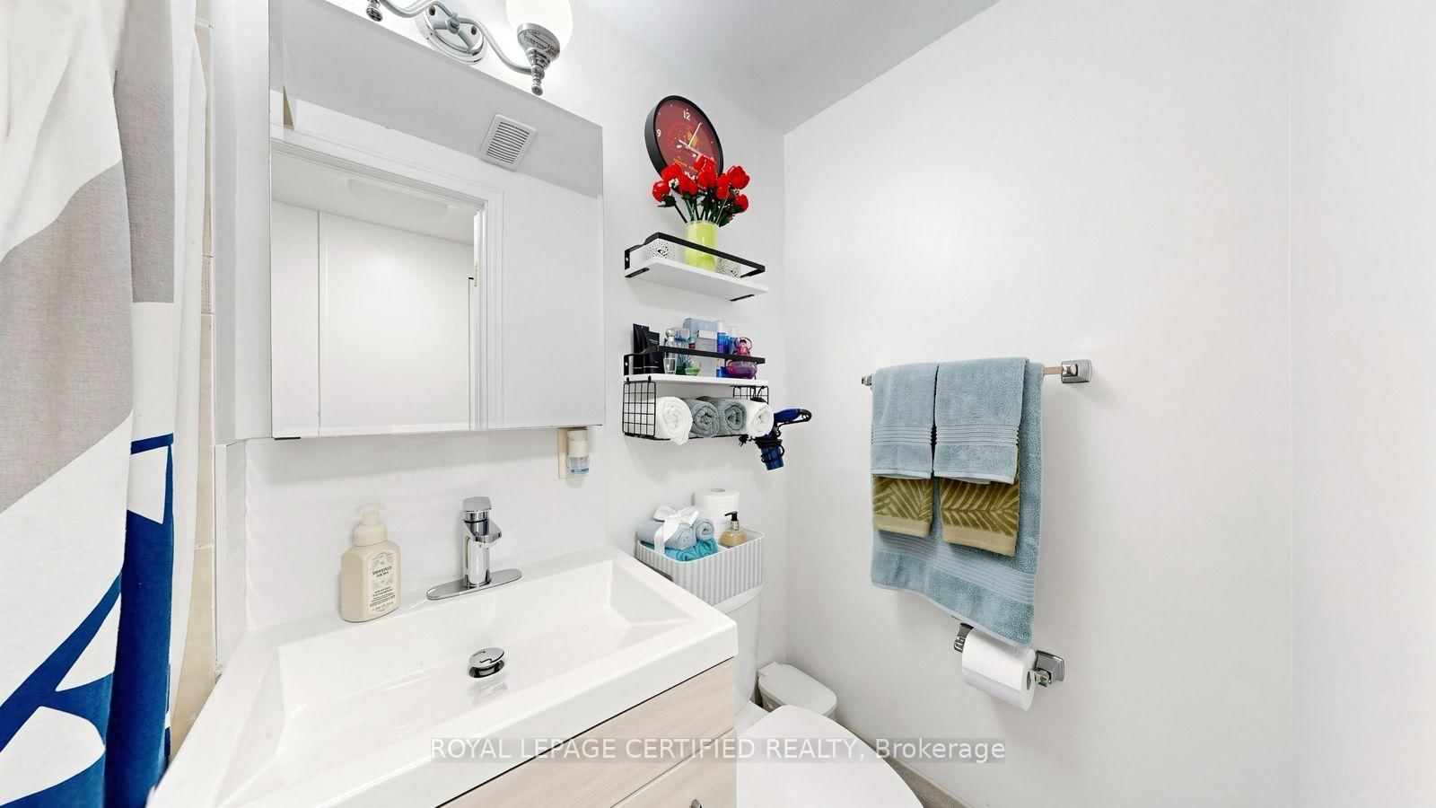 922A Danforth Road • Toronto, ON photo 38