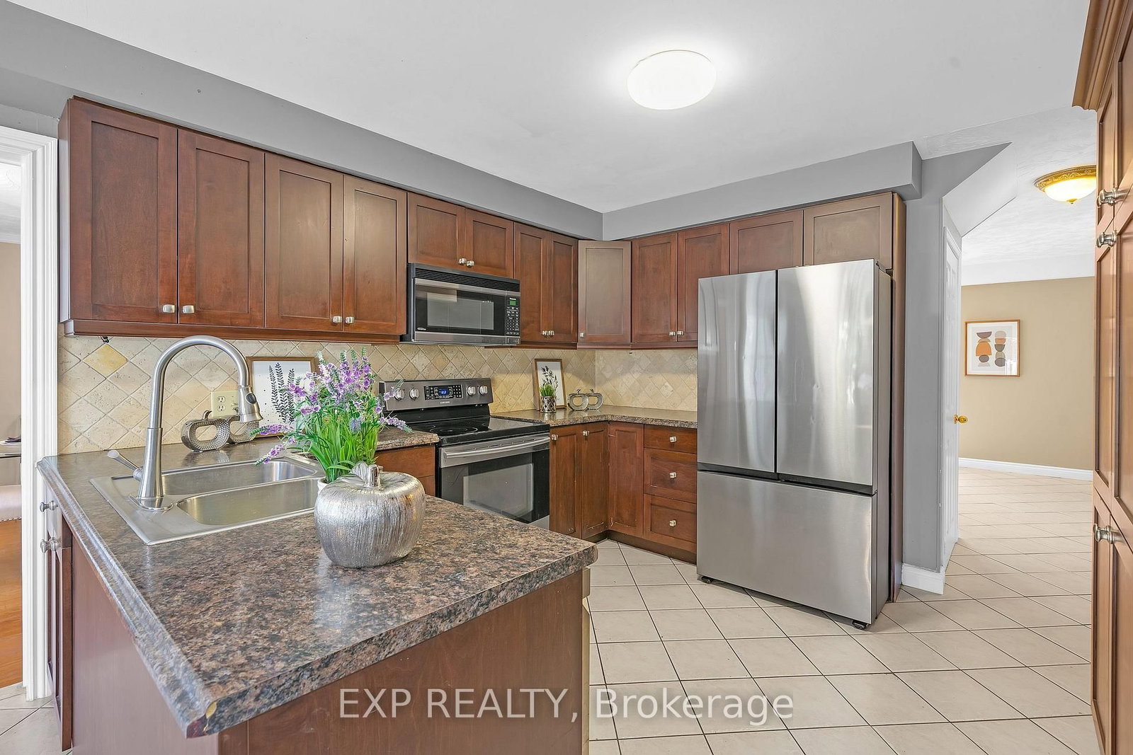 955 Snowbird Street • Oshawa, ON photo 16