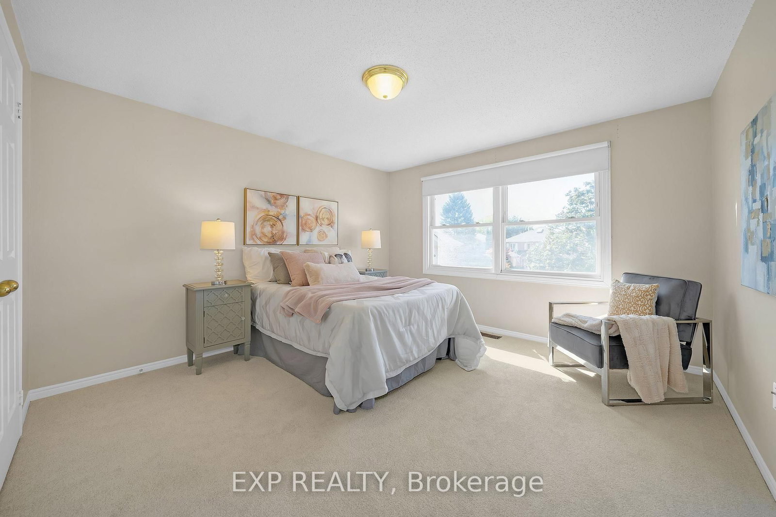 955 Snowbird Street • Oshawa, ON photo 22