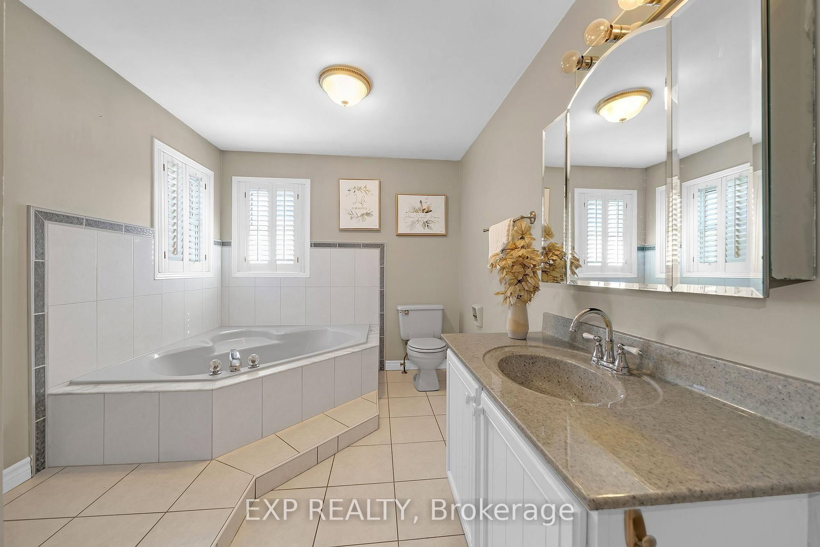 955 Snowbird Street • Oshawa, ON photo 26