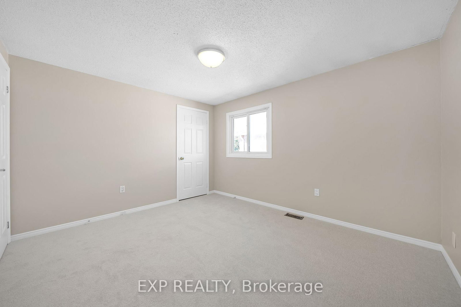 955 Snowbird Street • Oshawa, ON photo 30