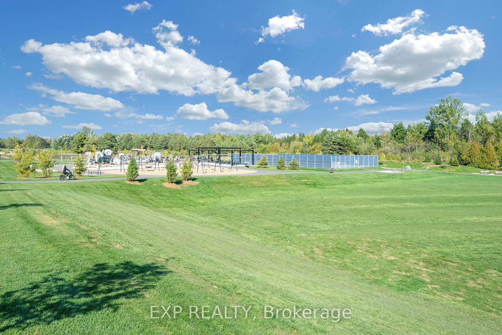 955 Snowbird Street • Oshawa, ON photo 41