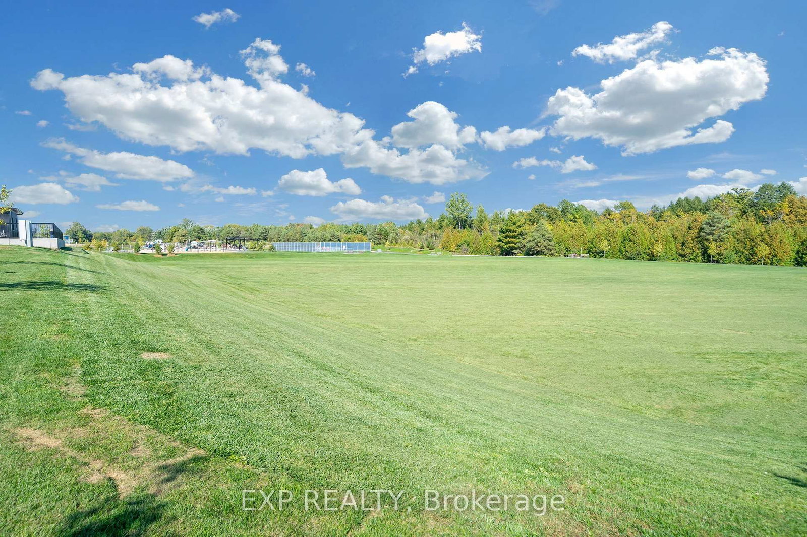 955 Snowbird Street • Oshawa, ON photo 42