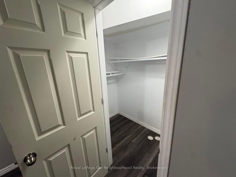 1 Richard Davies Crescent