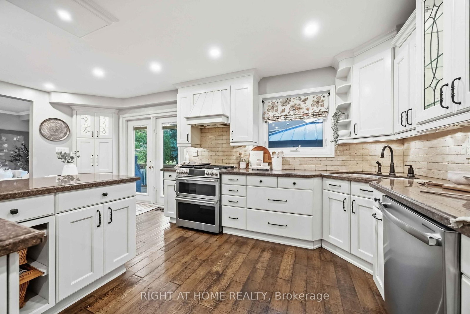 57 Morning Glory Crescent • Whitby, ON photo 11
