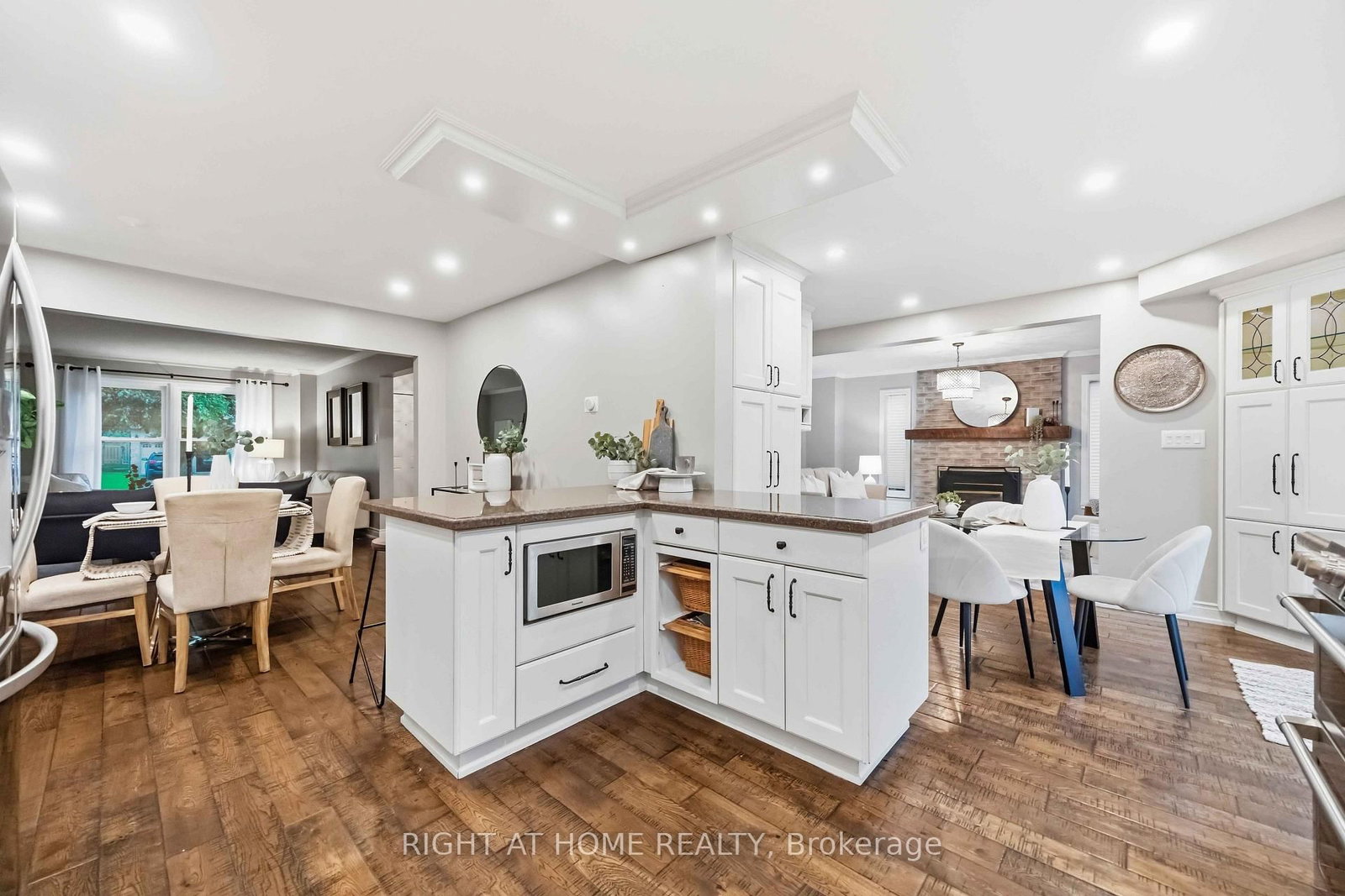 57 Morning Glory Crescent • Whitby, ON photo 12