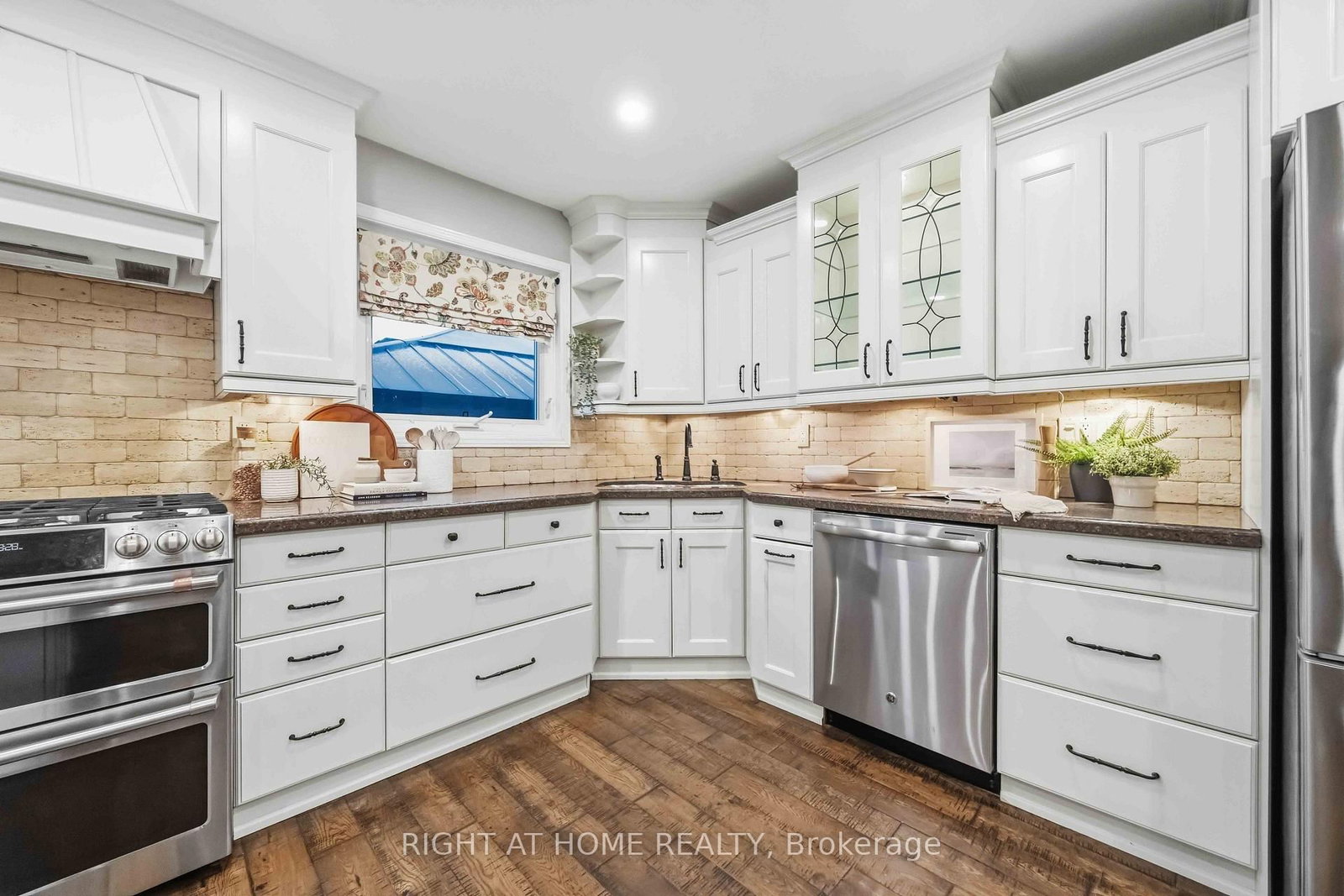 57 Morning Glory Crescent • Whitby, ON photo 14