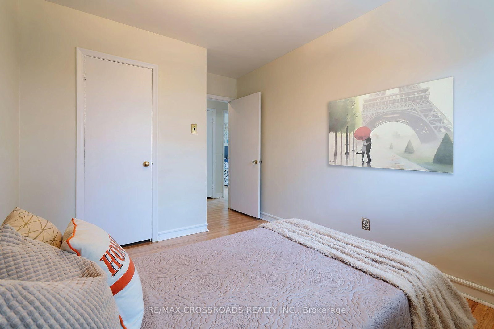 887 Brimorton Drive • Toronto, ON photo 20