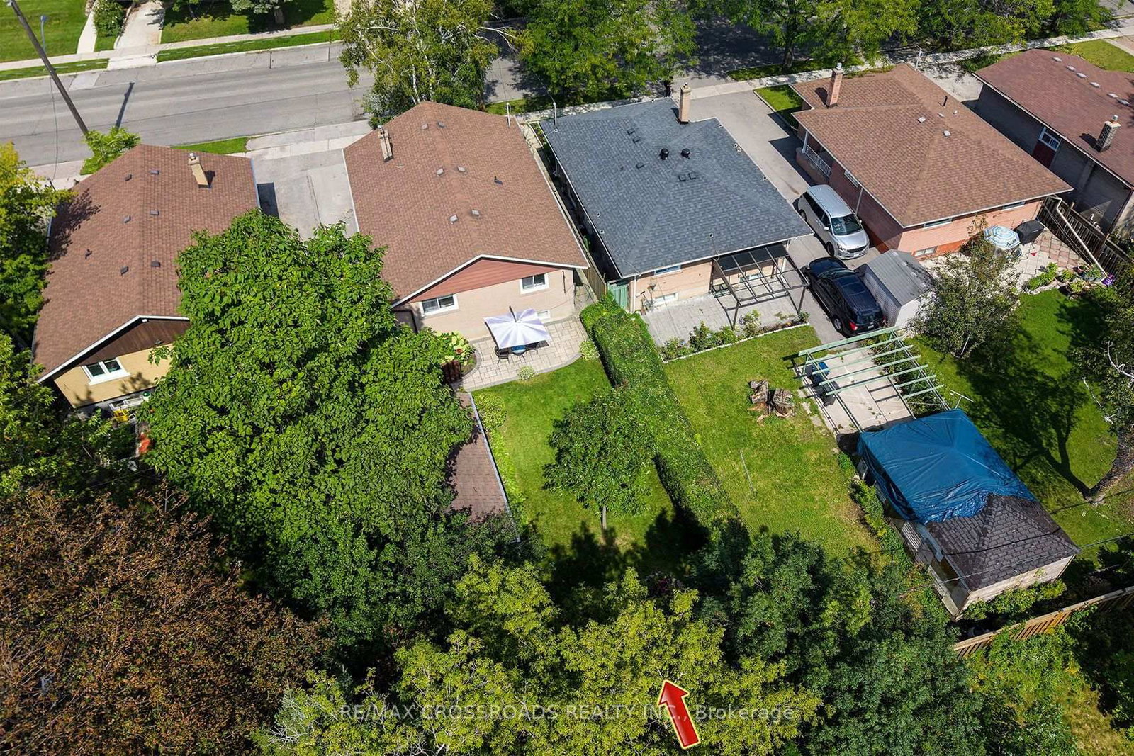 887 Brimorton Drive • Toronto, ON photo 34