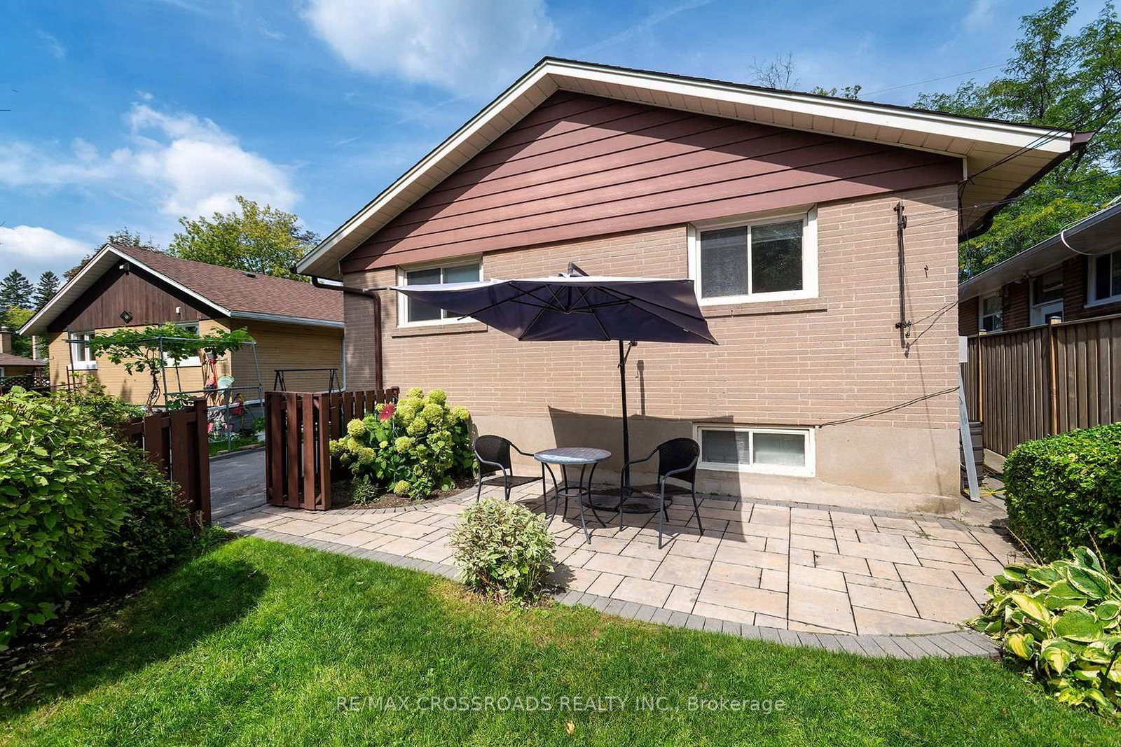 887 Brimorton Drive • Toronto, ON photo 36