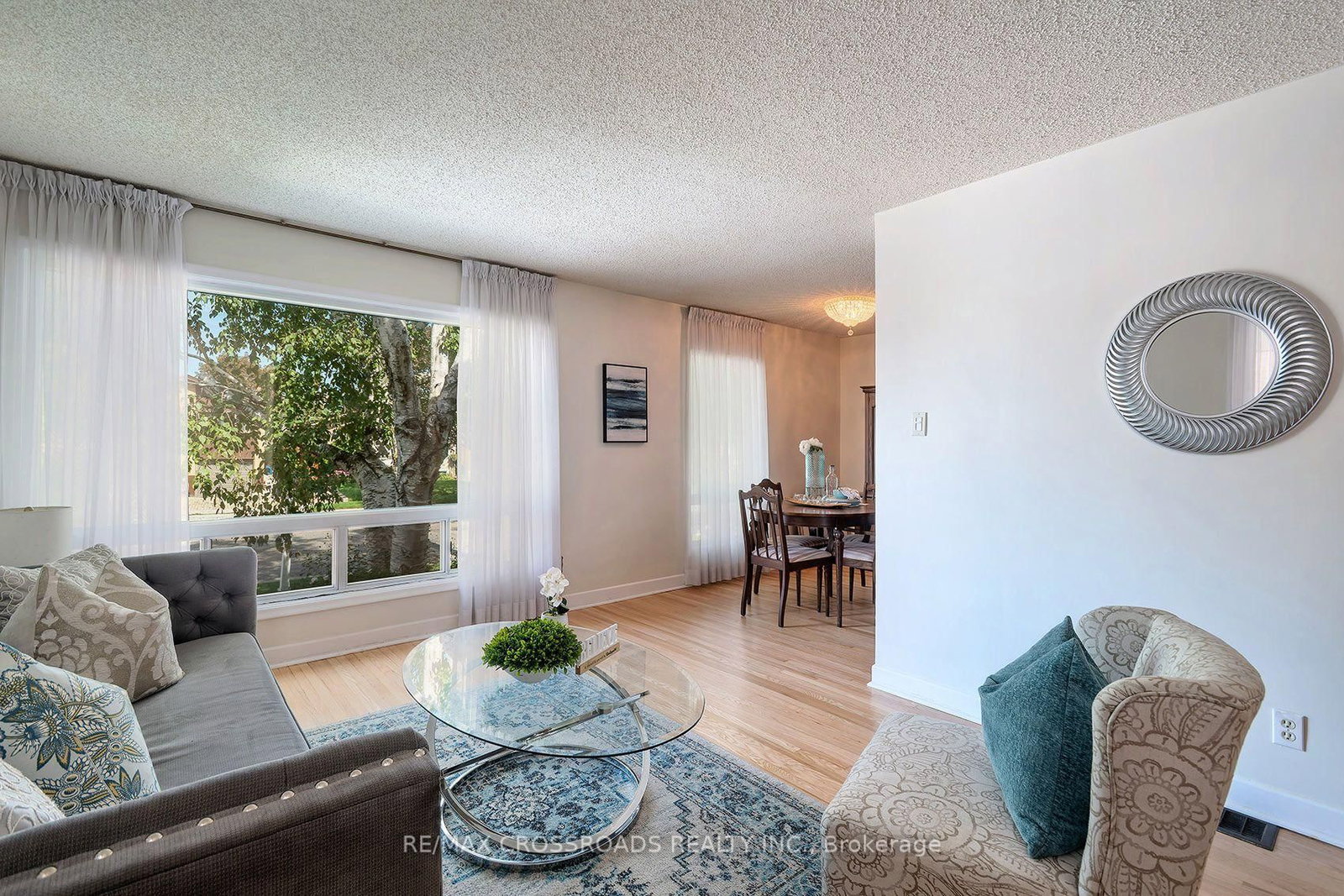 887 Brimorton Drive • Toronto, ON photo 6