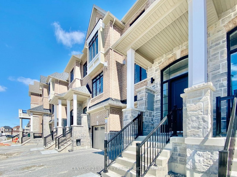 21 Elkington Crescent