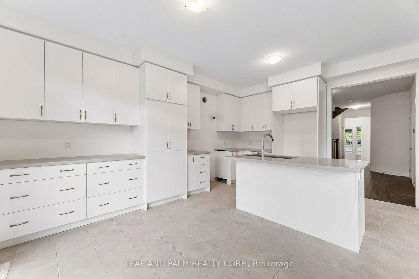 247 Flood Avenue • Clarington, ON photo 11