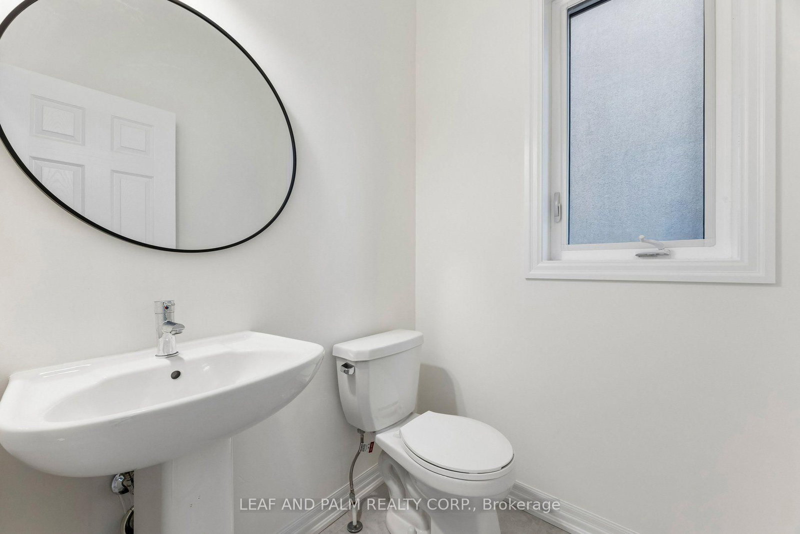 247 Flood Avenue • Clarington, ON photo 15