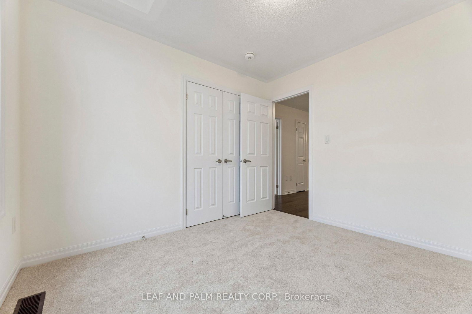 247 Flood Avenue • Clarington, ON photo 17