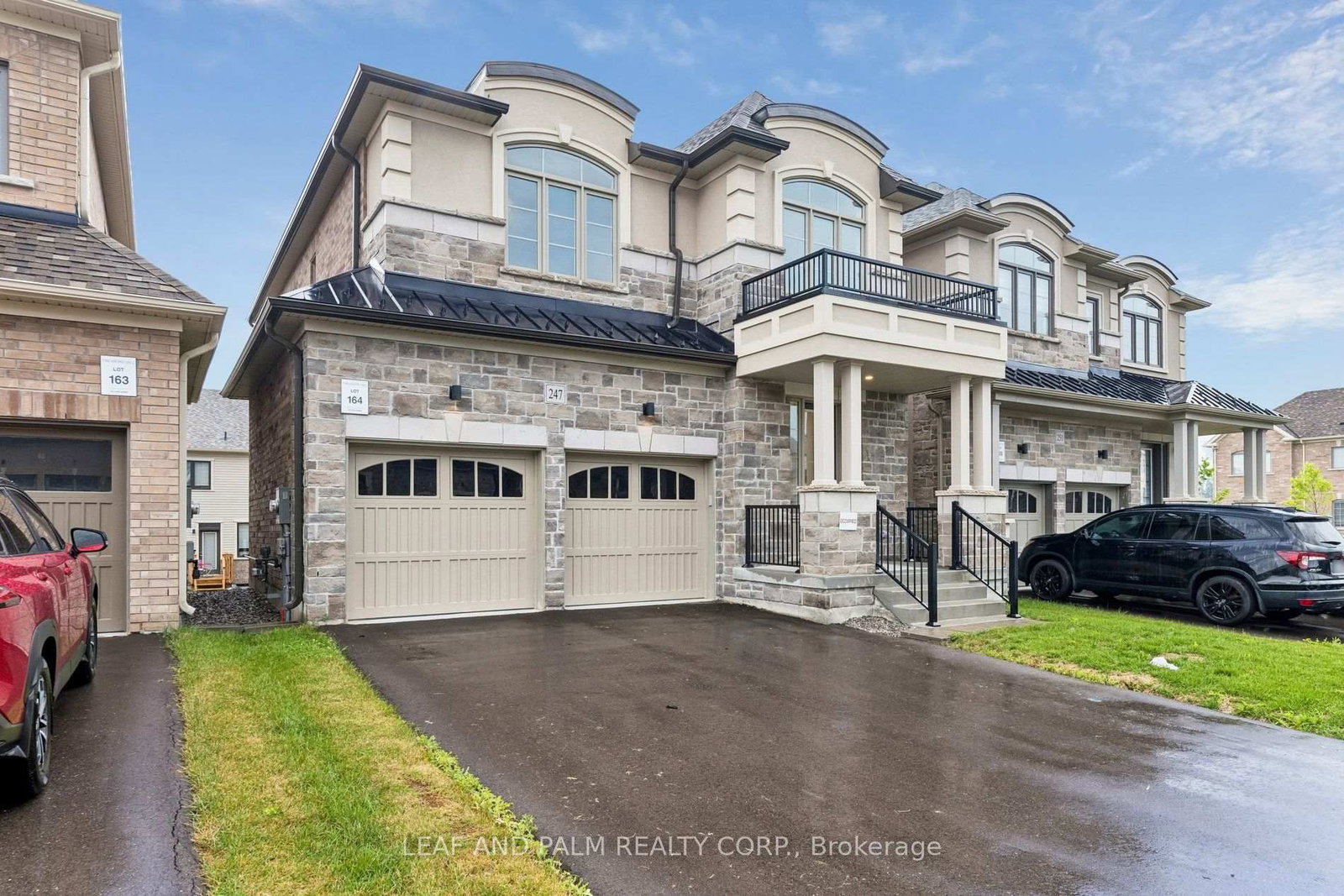 247 Flood Avenue • Clarington, ON photo 2