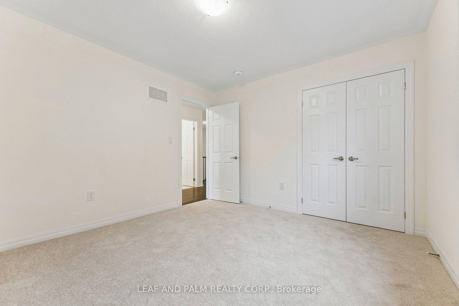 247 Flood Avenue • Clarington, ON photo 22