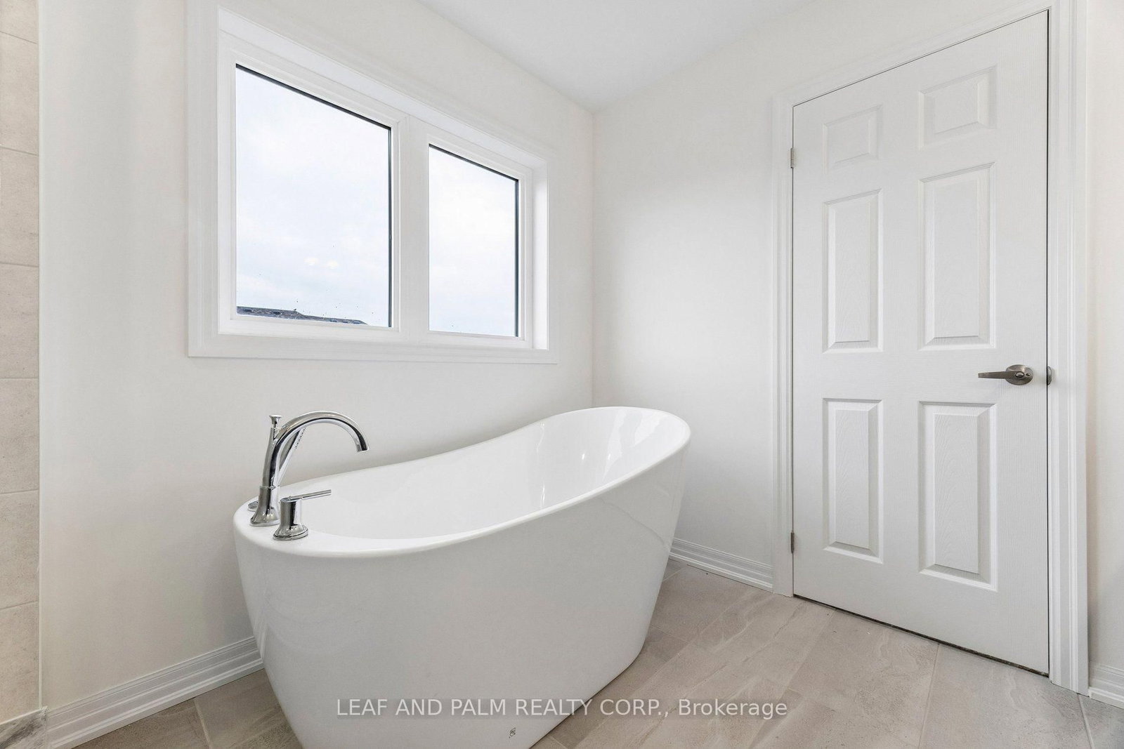 247 Flood Avenue • Clarington, ON photo 27