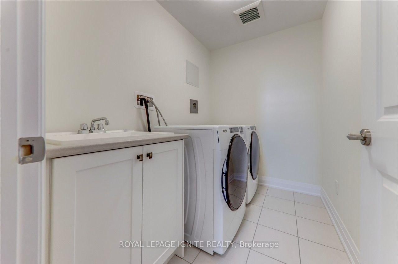 2815 Albatross Way • Pickering, ON photo 22