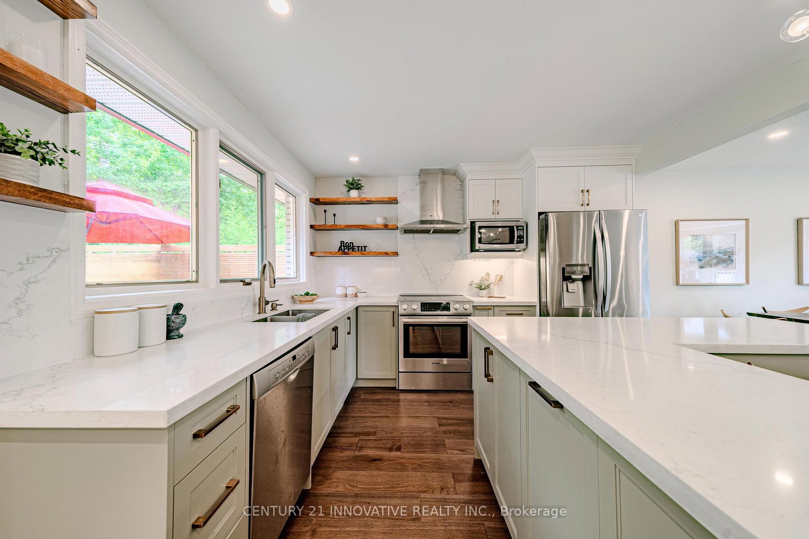 1058 Chelsea Court • Oshawa, ON photo 11