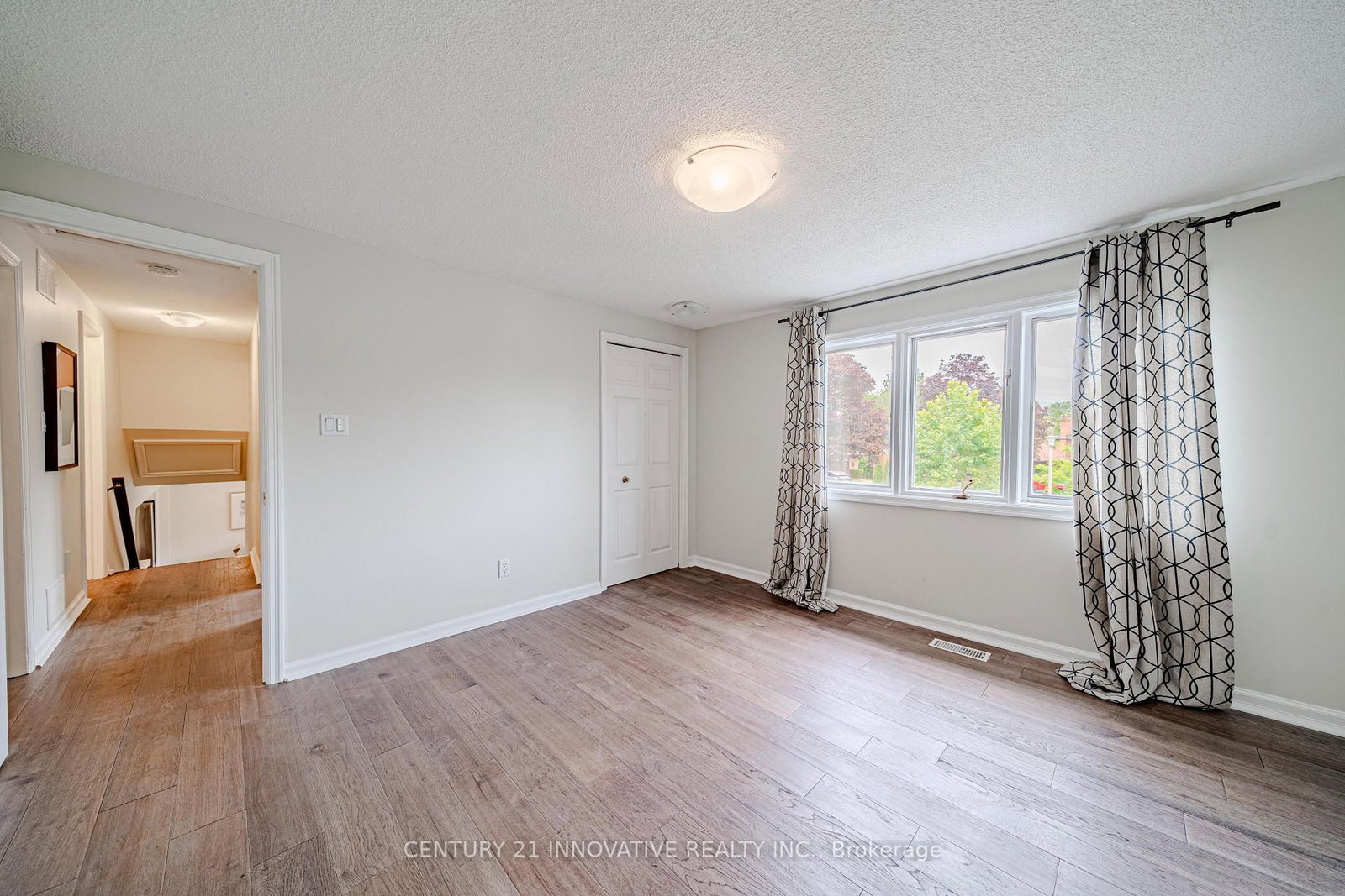 1058 Chelsea Court • Oshawa, ON photo 26