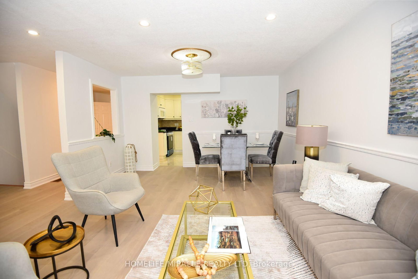 1338 Brands Court • Pickering, ON photo 12