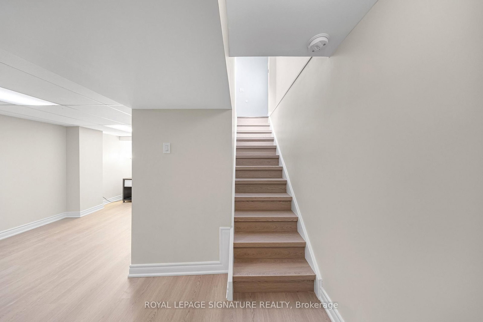 53 Banner Crescent • Ajax, ON photo 25