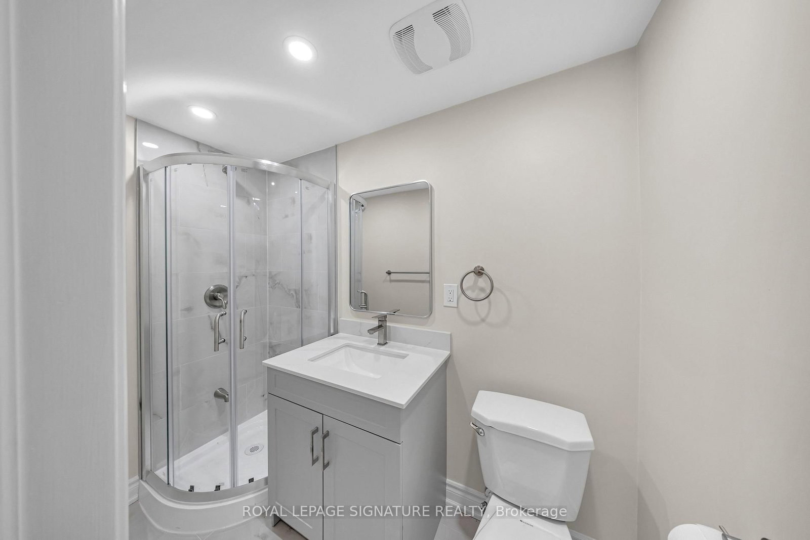 53 Banner Crescent • Ajax, ON photo 27