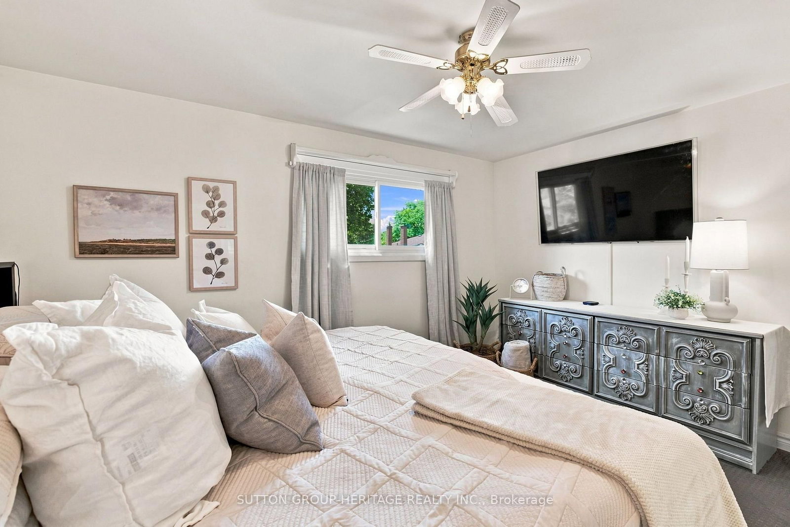 843 Carnation Court • Oshawa, ON photo 37