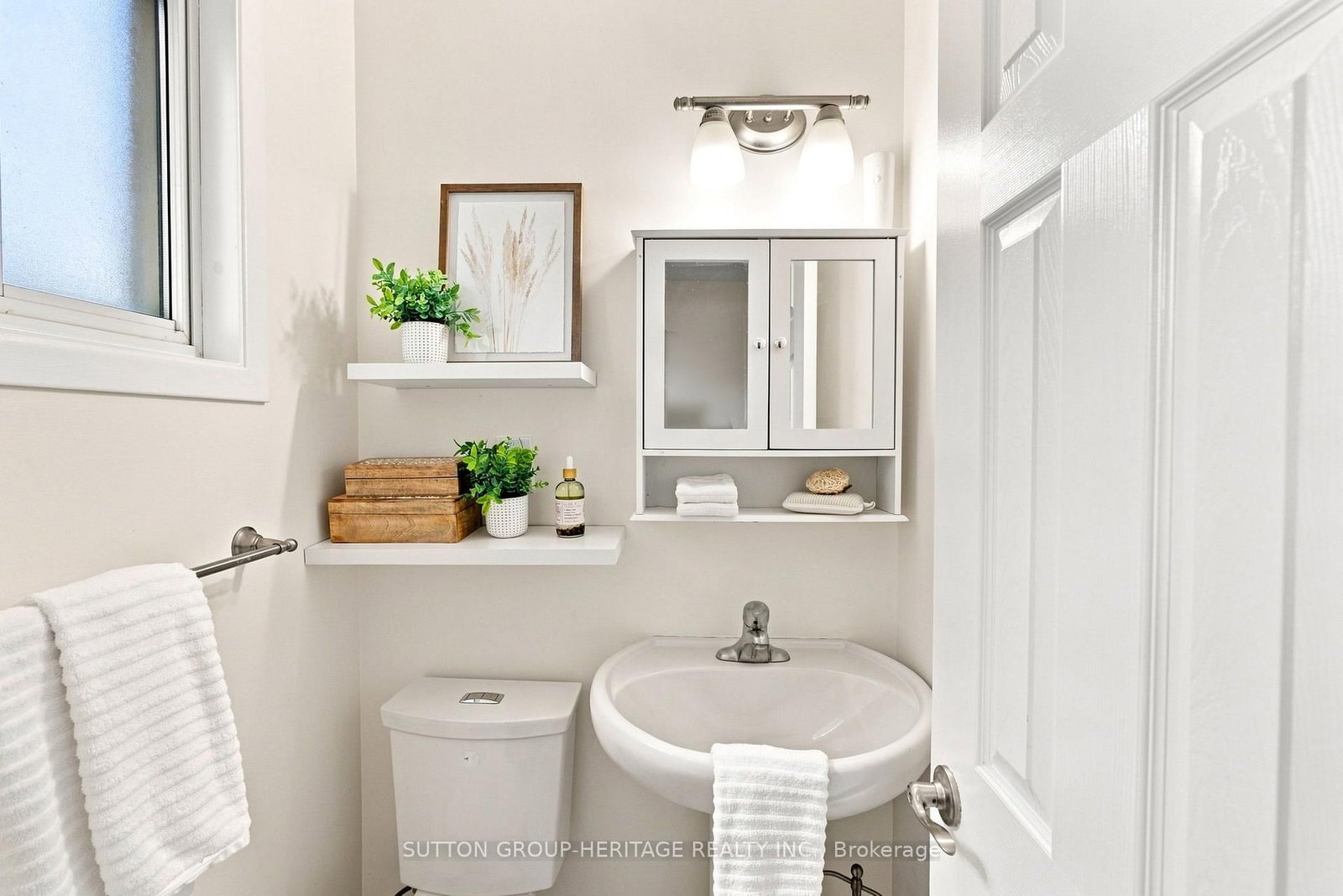 843 Carnation Court • Oshawa, ON photo 45