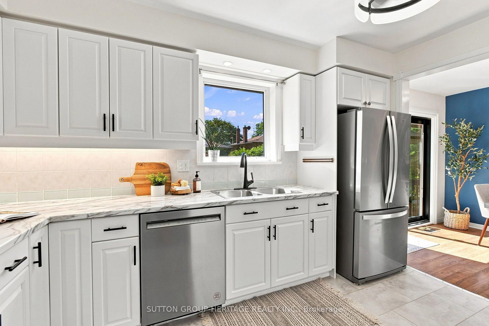 843 Carnation Court • Oshawa, ON photo 8
