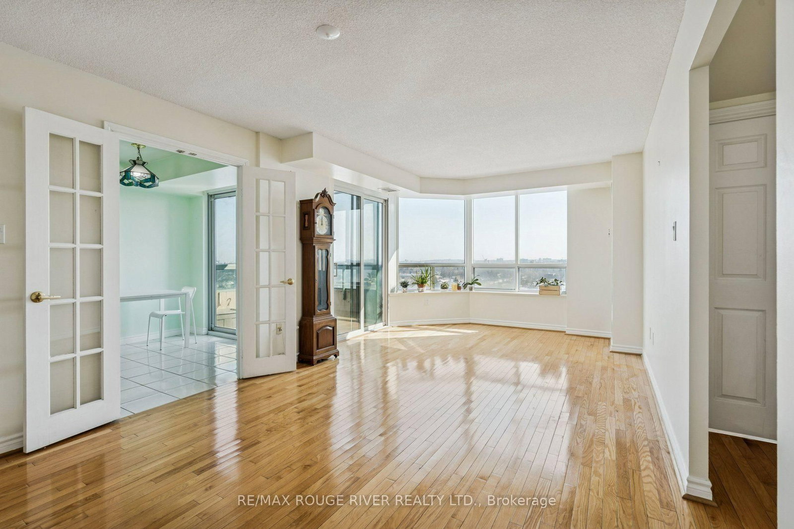 125 OMNI Drive • #1136 • Toronto, ON photo 8