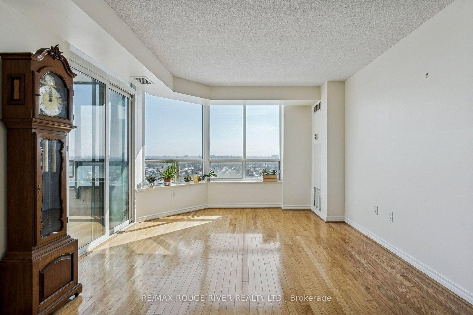 125 OMNI Drive • #1136 • Toronto, ON photo 9