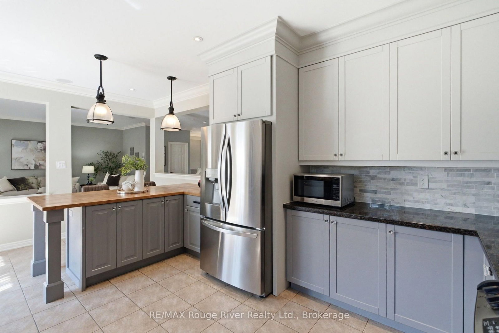 18 Rainbow Crescent • Whitby, ON photo 14