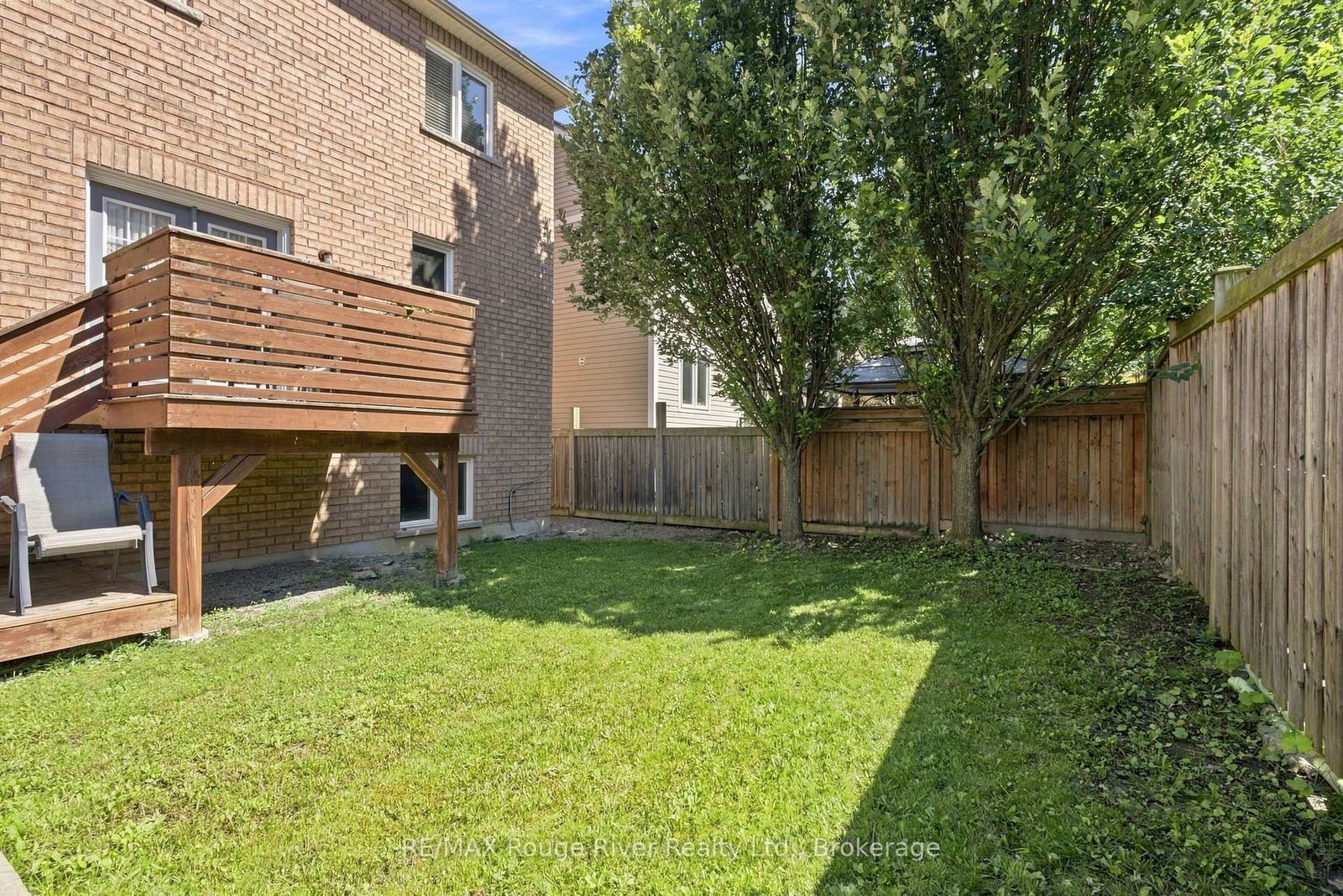 18 Rainbow Crescent • Whitby, ON photo 41