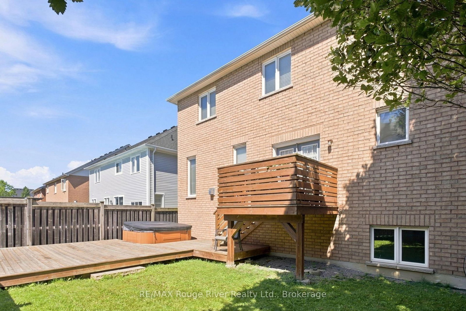 18 Rainbow Crescent • Whitby, ON photo 42