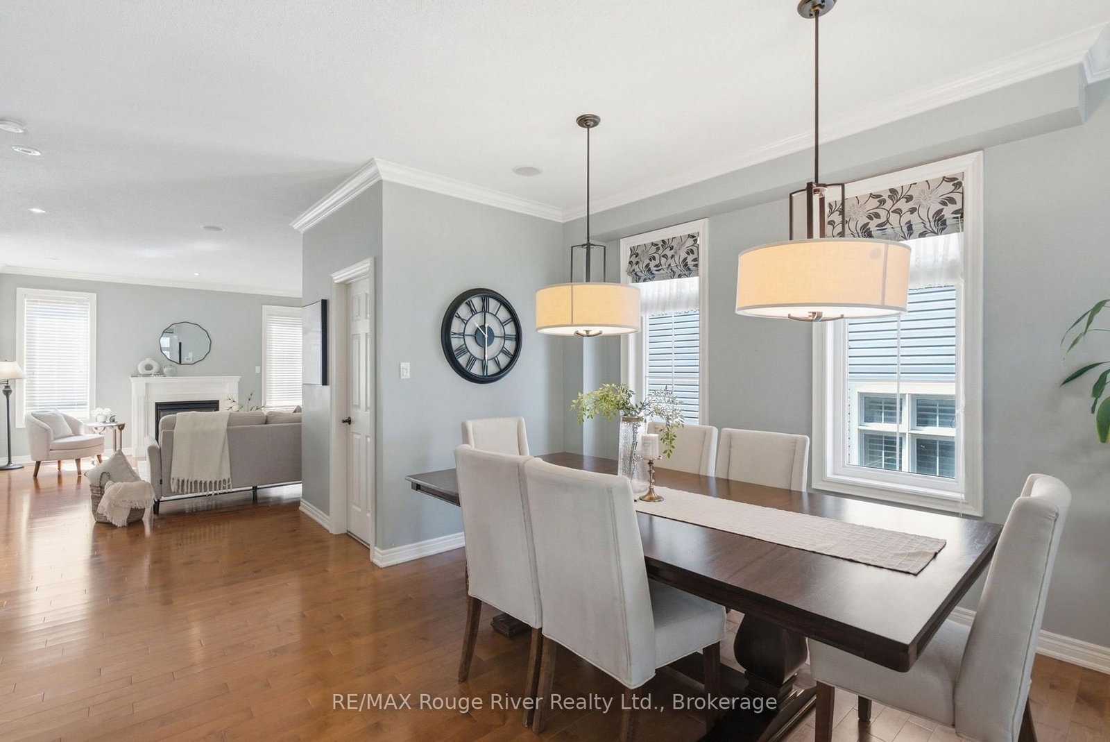 18 Rainbow Crescent • Whitby, ON photo 6
