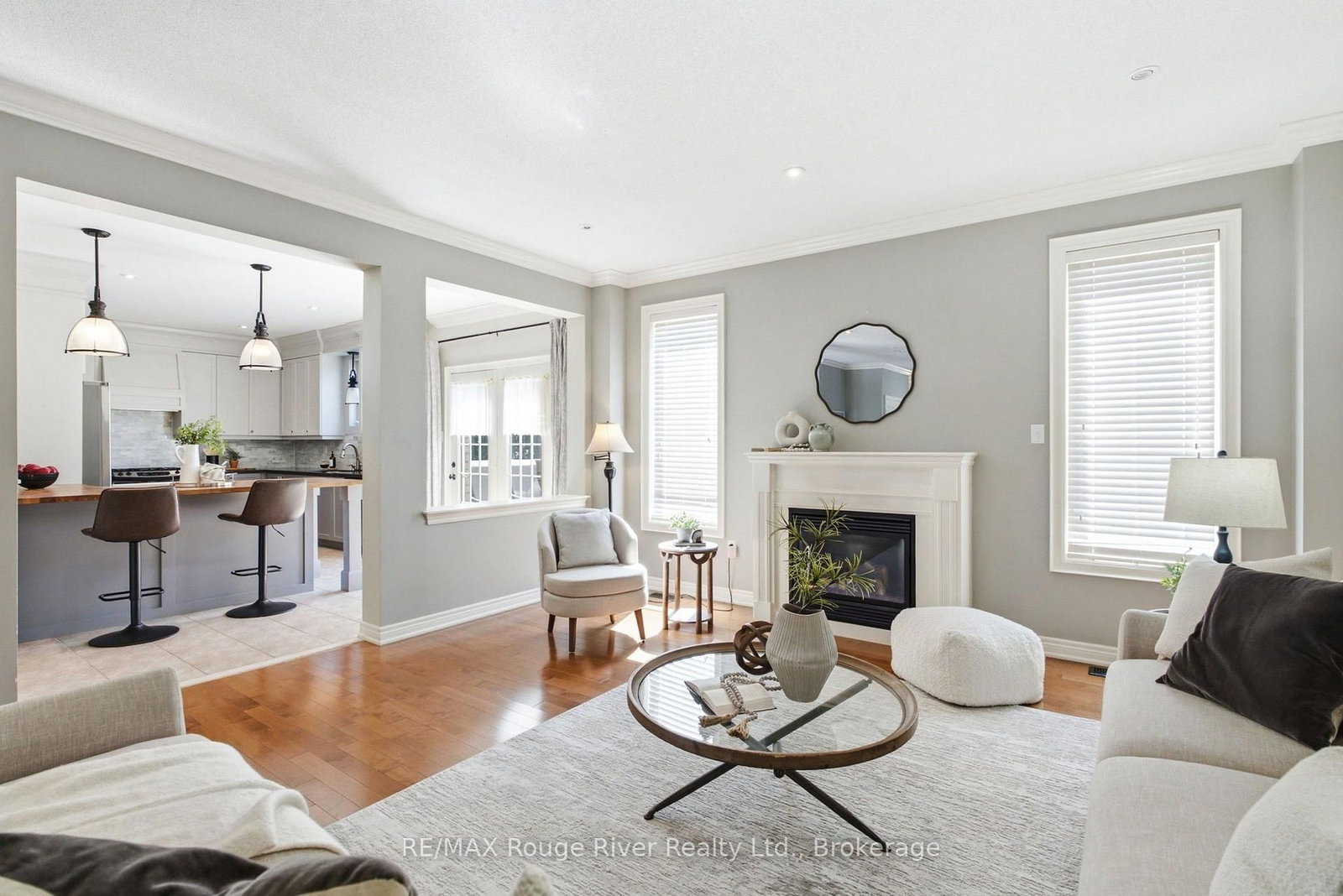 18 Rainbow Crescent • Whitby, ON photo 8
