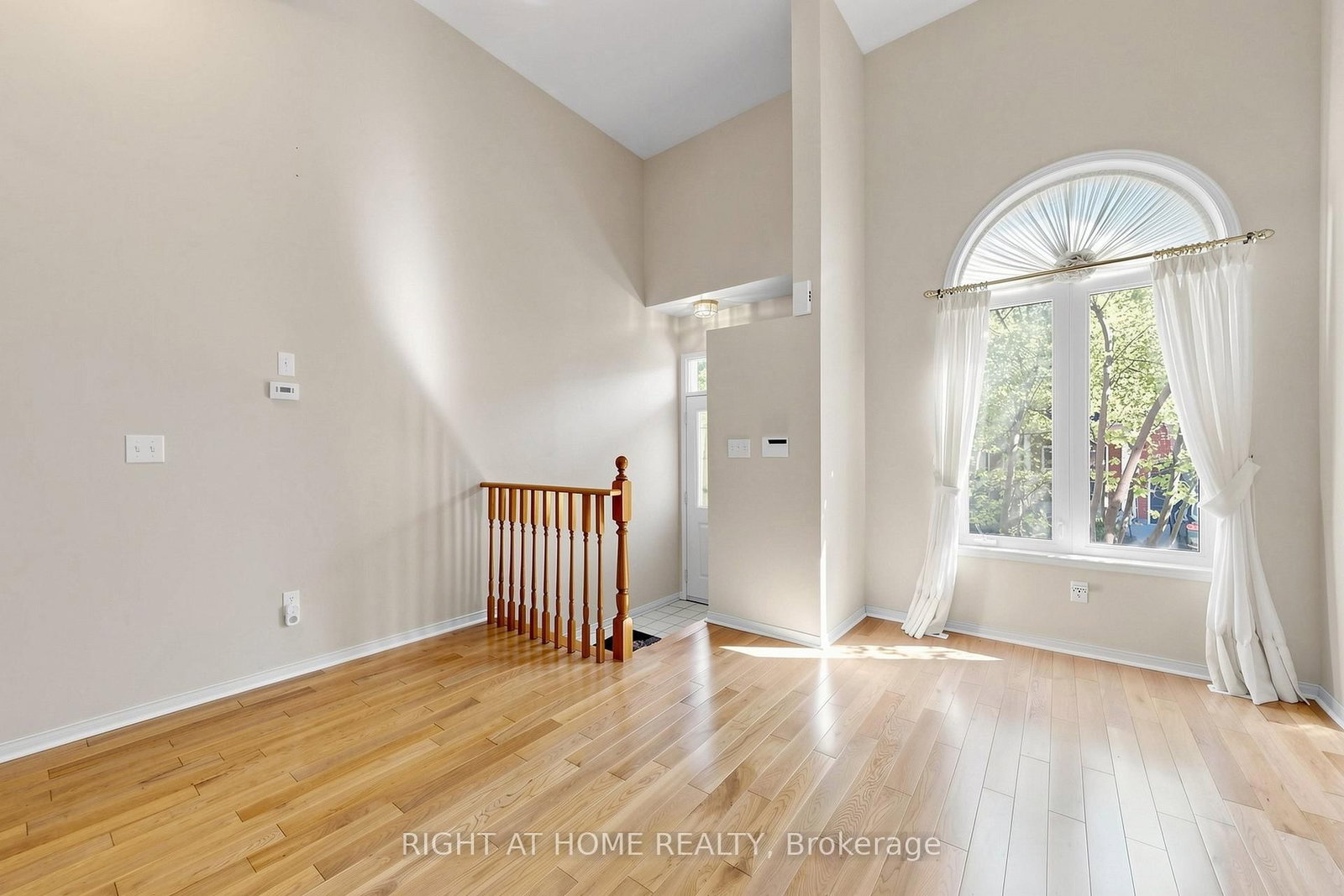 83 Mondeo Drive • #130 • Toronto, ON photo 3
