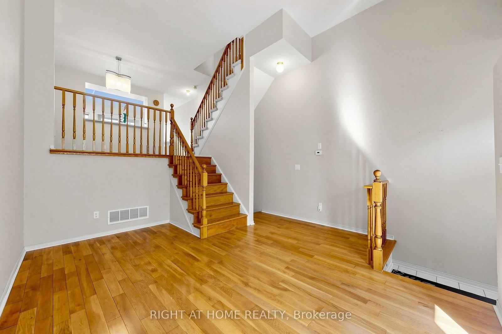 83 Mondeo Drive • #130 • Toronto, ON photo 5