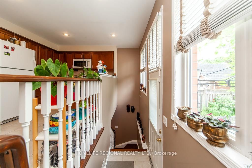 20 Rosemarie Crescent • Whitby, ON photo 15