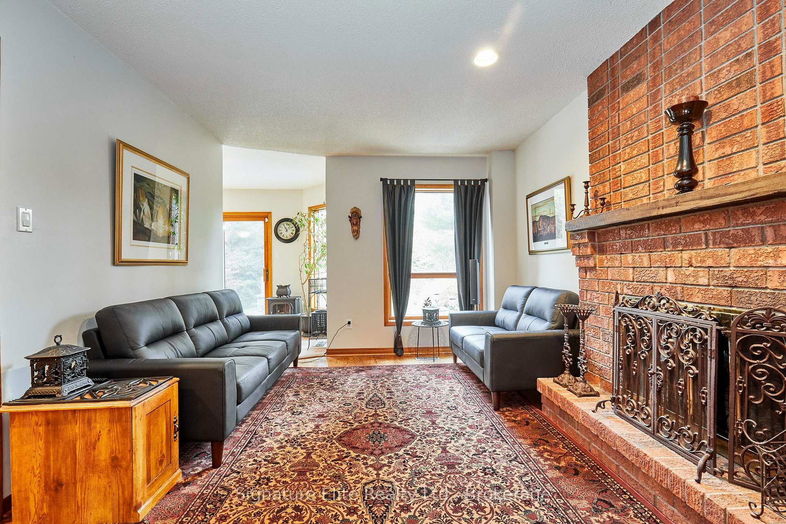 4 Camor Court • Toronto, ON photo 16