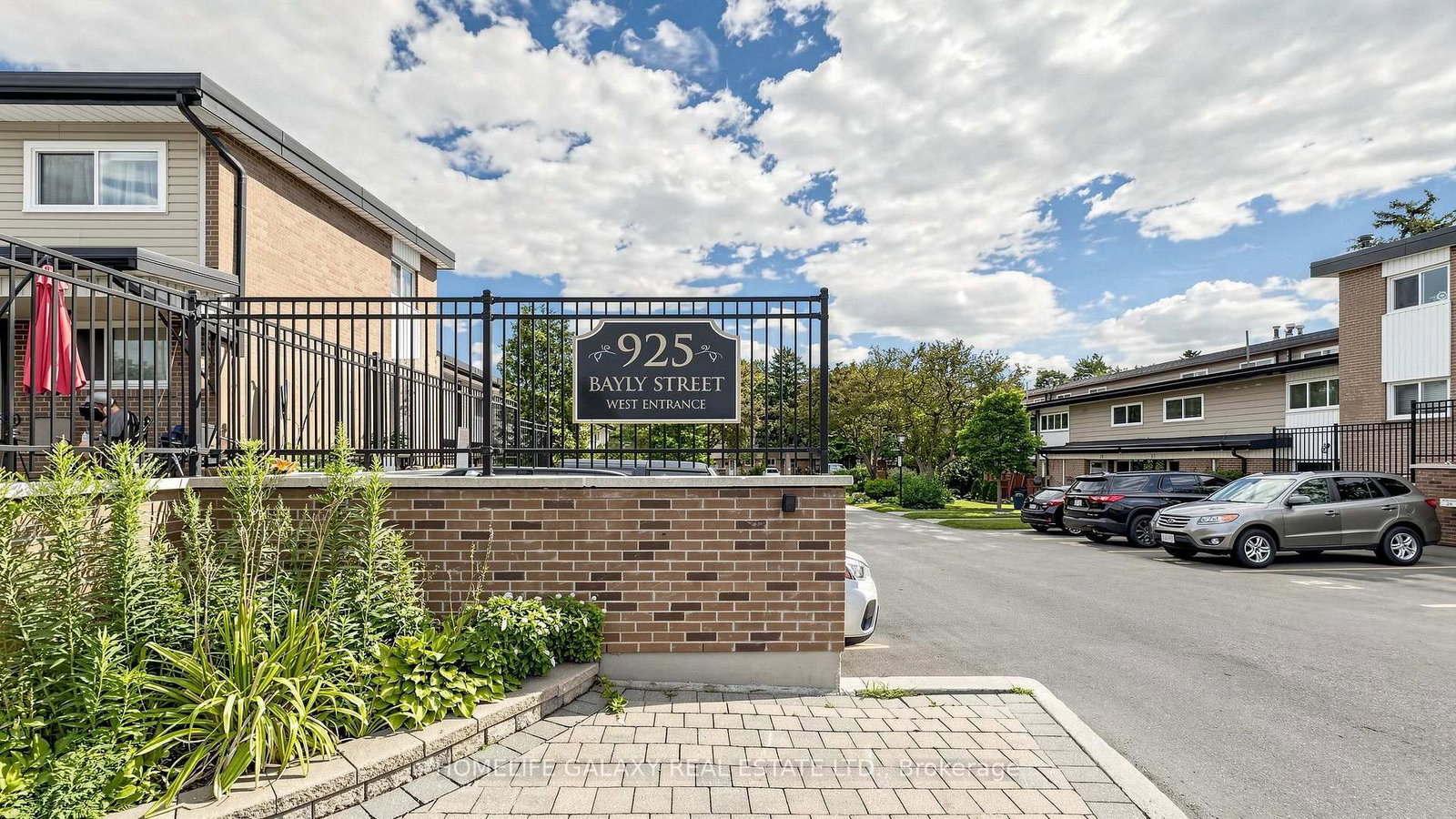 925 Bayly Street • #16 • Pickering, ON photo 1