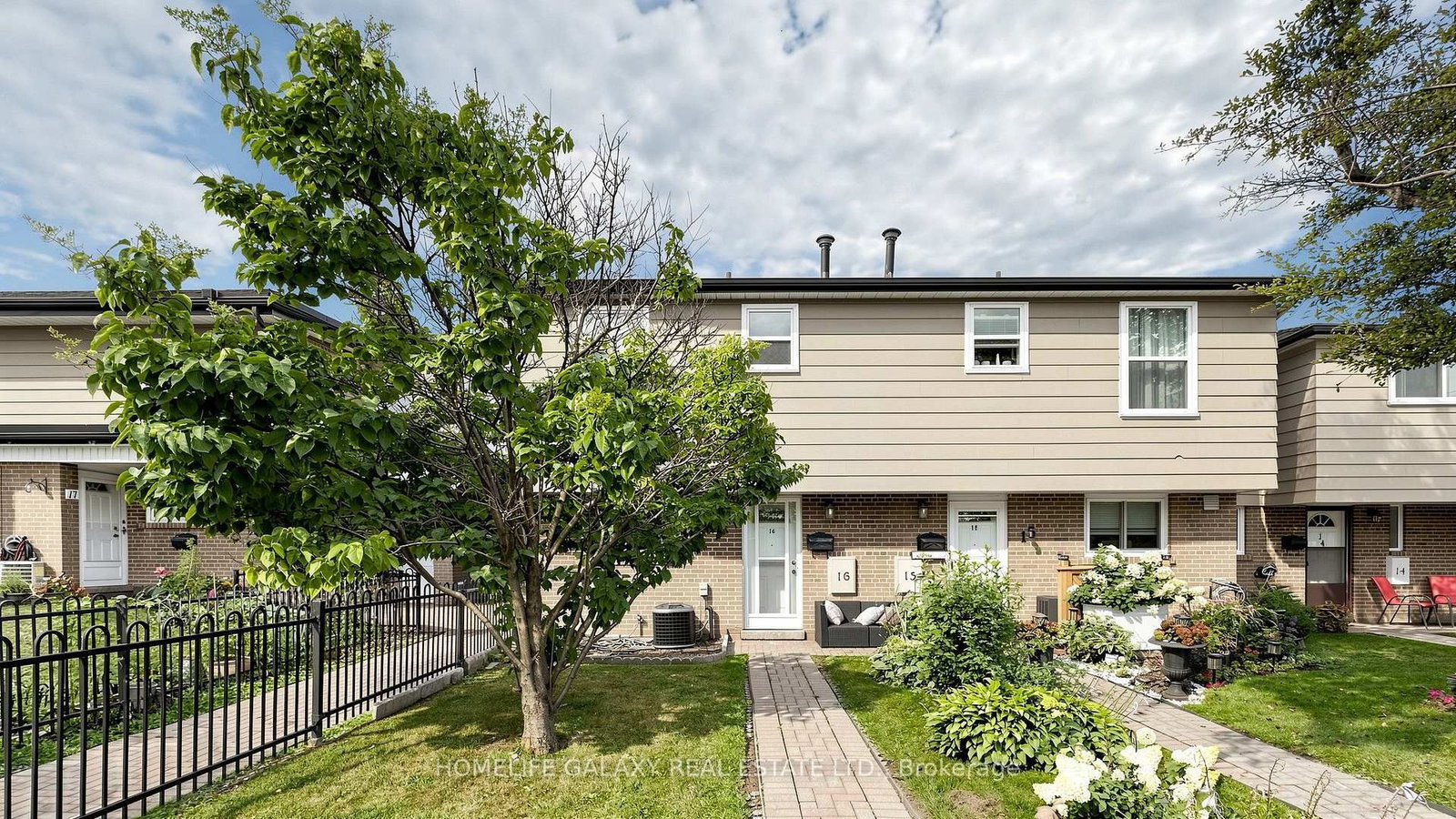 925 Bayly Street • #16 • Pickering, ON photo 3