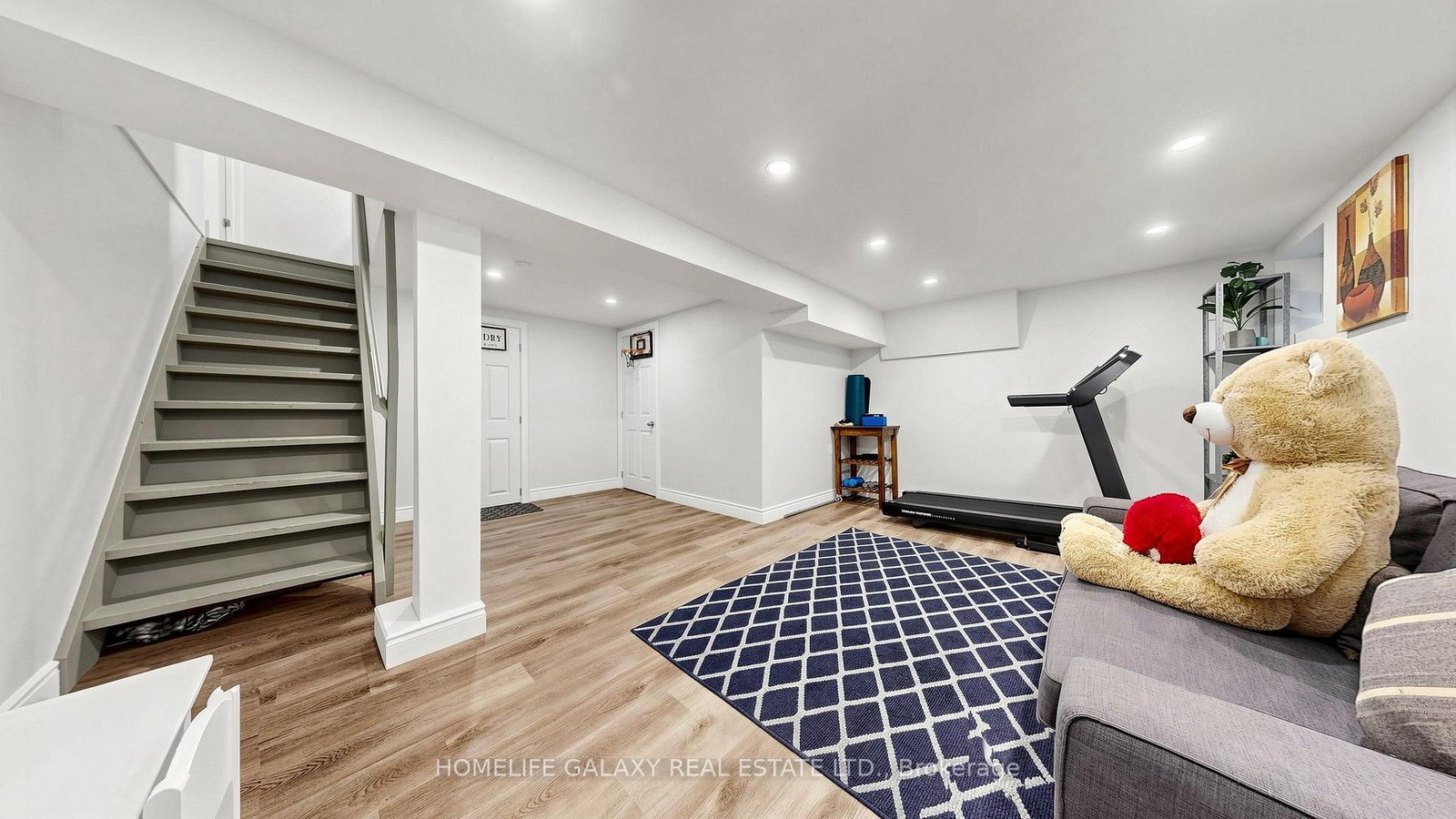 925 Bayly Street • #16 • Pickering, ON photo 33