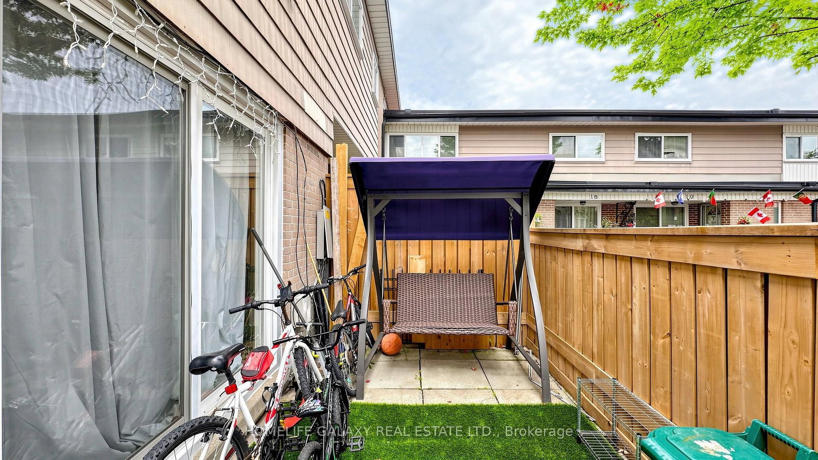 925 Bayly Street • #16 • Pickering, ON photo 43